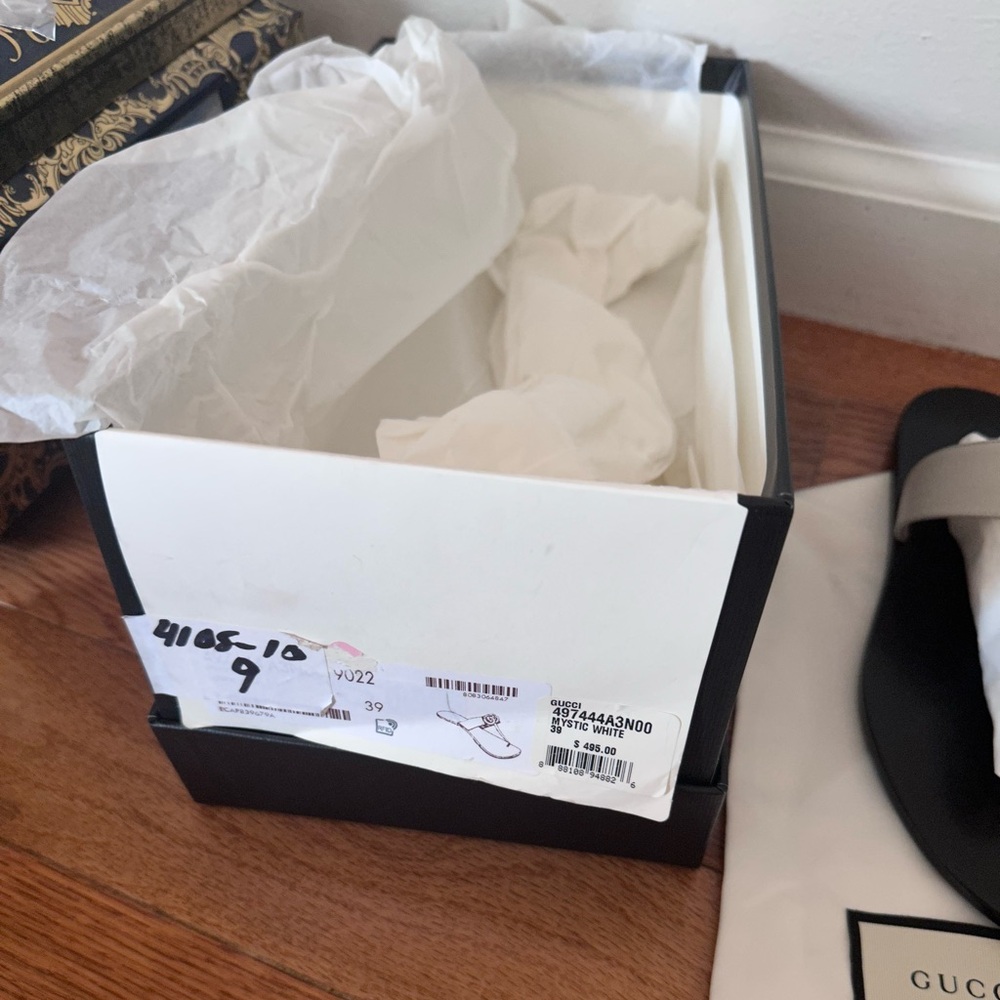 Gucci sandals